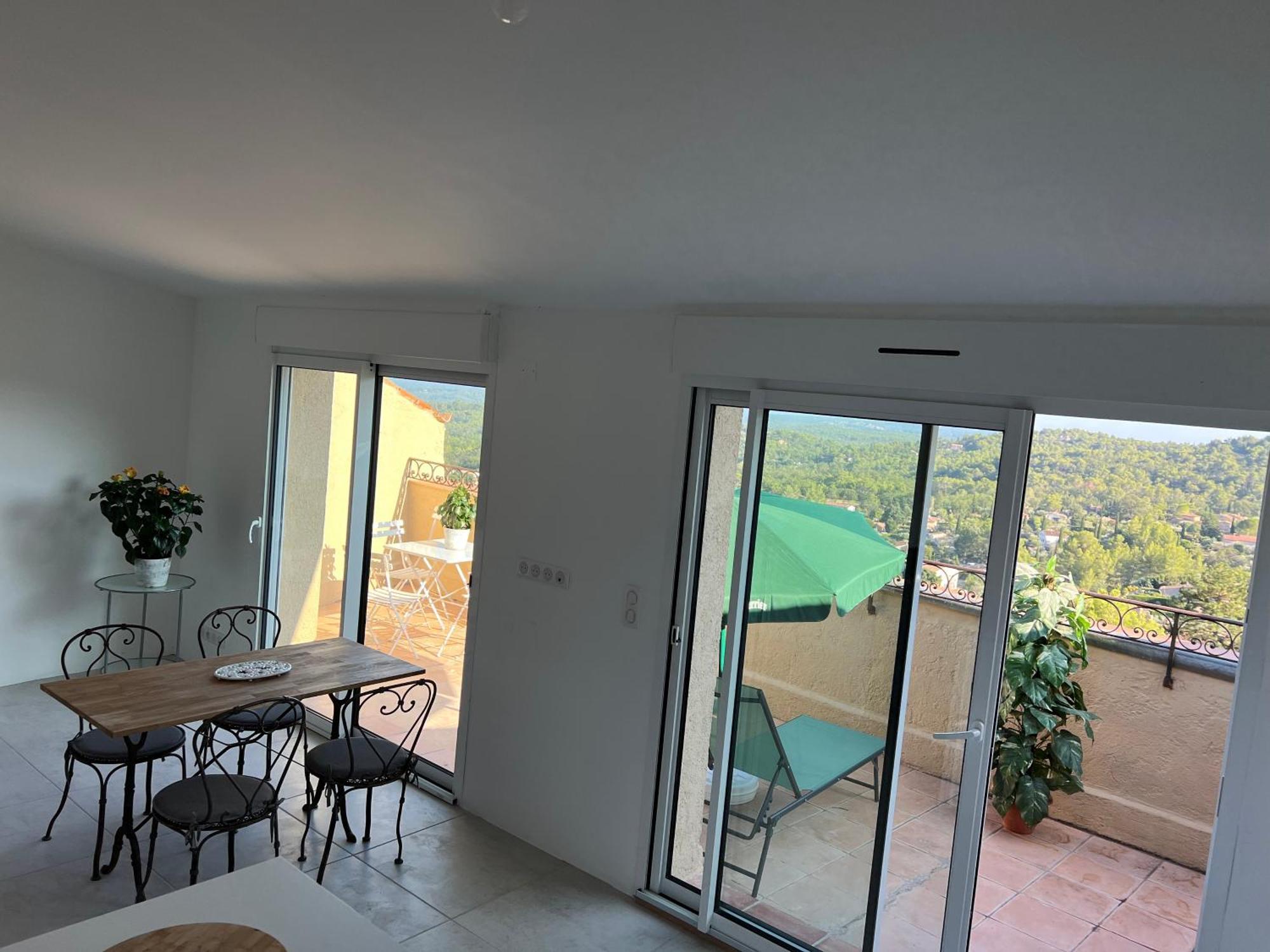 Au Coeur De Seillans, Charmant Logement, Grande Terrasse Et Panorama Exterior foto